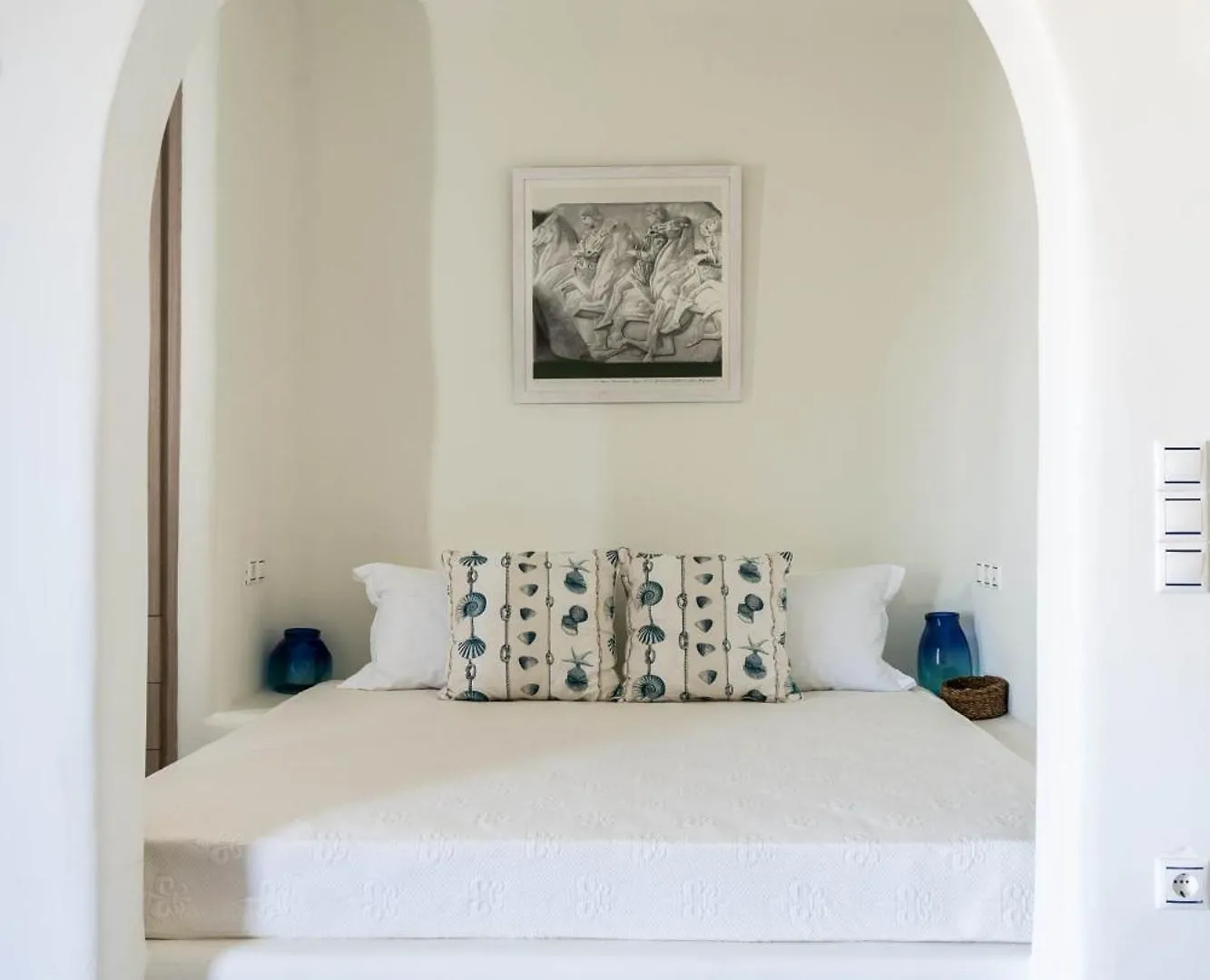 Makani Suites Ano Mera 0*,