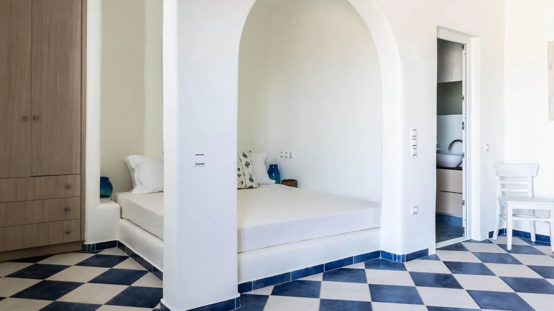 Makani Suites Ano Mera Griechenland