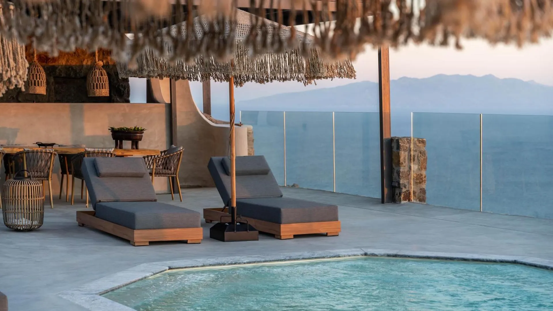 Hotel Makani Suites Ano Mera