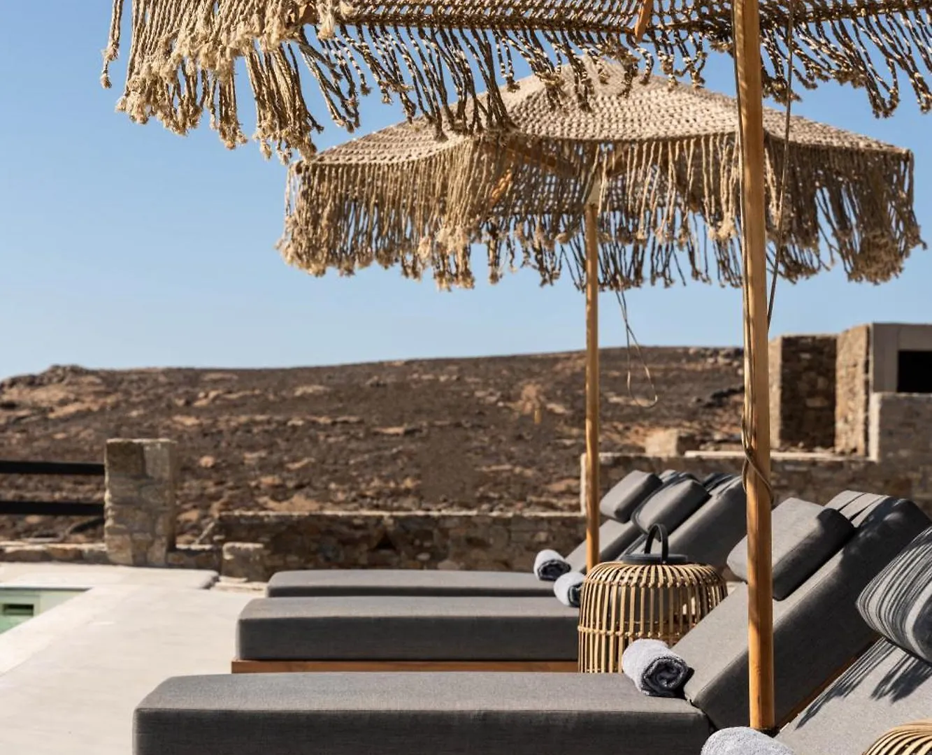 Hotel Makani Suites Ano Mera